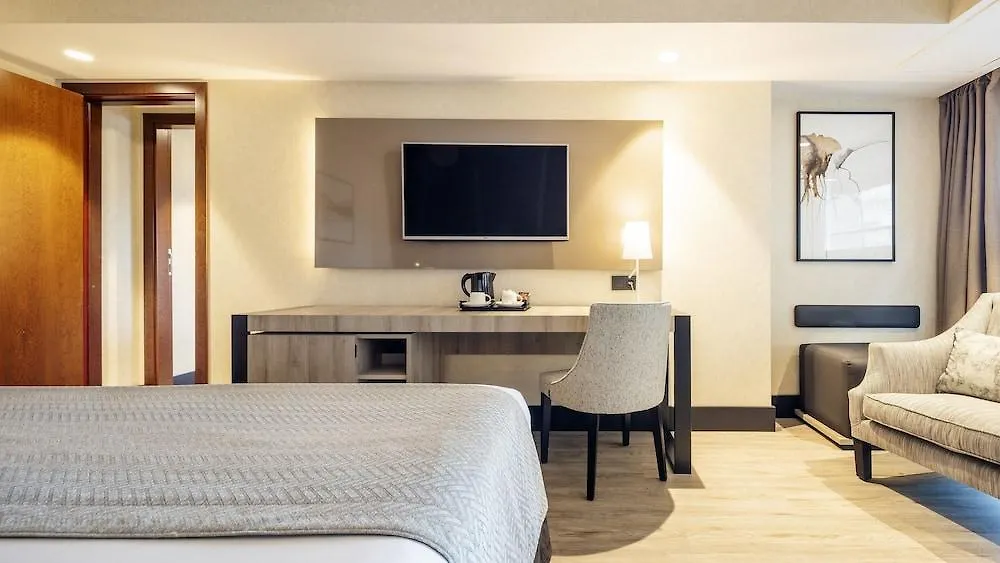 Ilunion Malaga Hotel