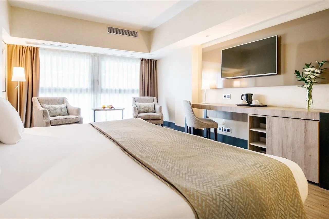 Ilunion Malaga Hotel 4*,  Spanien