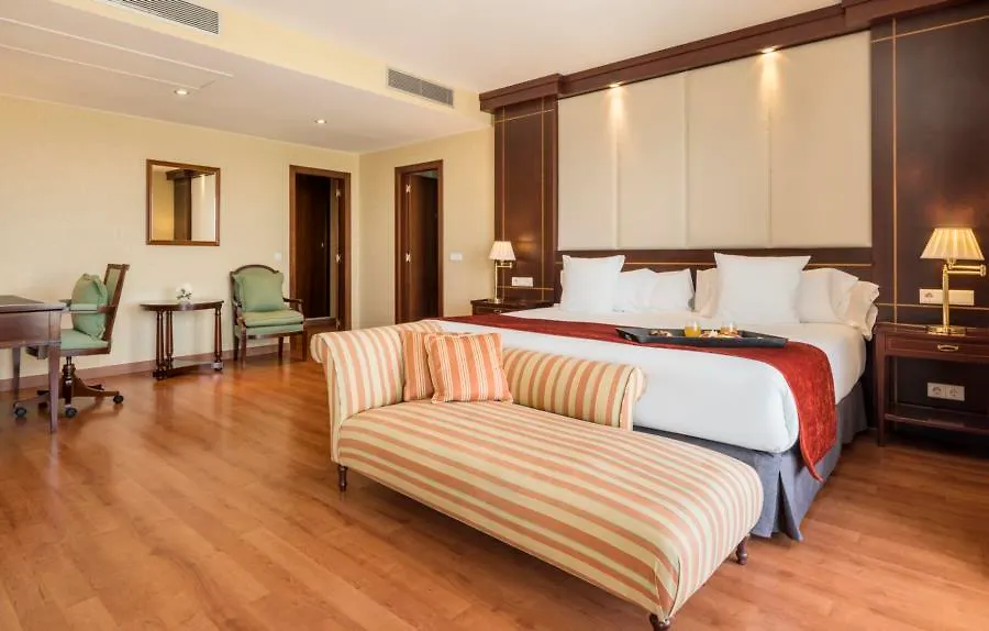 Ilunion Malaga Hotel