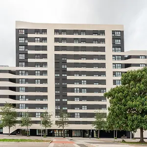 Be Casa - Valdebebas شقة فندقية مدريد