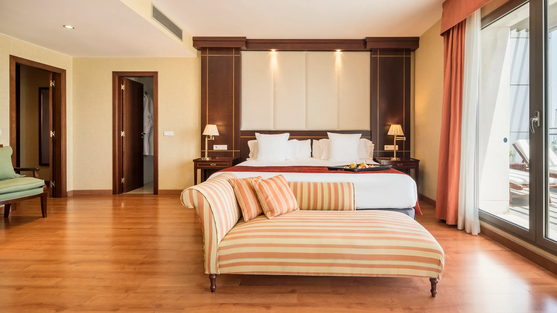 Ilunion Malaga Hotel 4*,  Spain