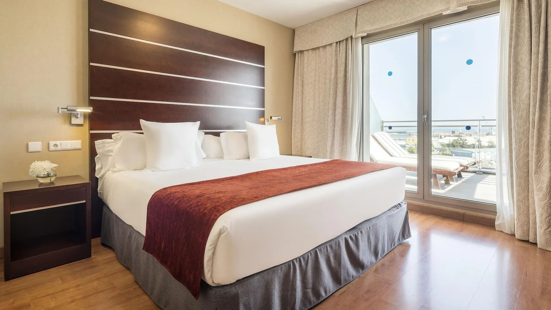 Ilunion Malaga Hotel